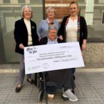 La VIII Gala solidaria “Alza tu voz” hace vibrar Gandia y recauda 6.675€